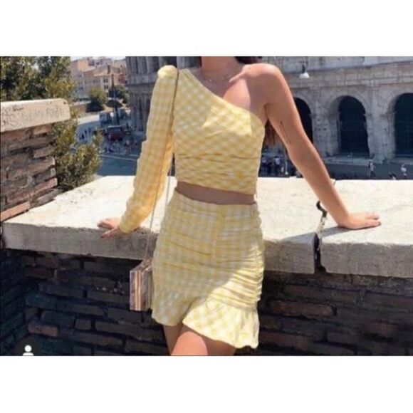 ZARA Yellow Ruched High Waist Mini Skirt size XS NWT - Picture 3 of 7